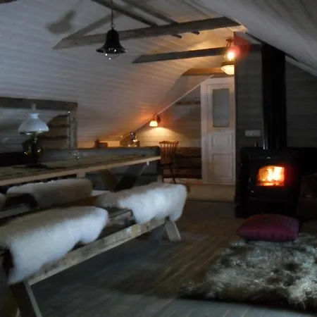 Farm stay Old Farmhouse Wanha Tupa