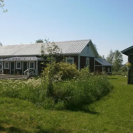 Old Farmhouse Wanha Tupa Farm stay