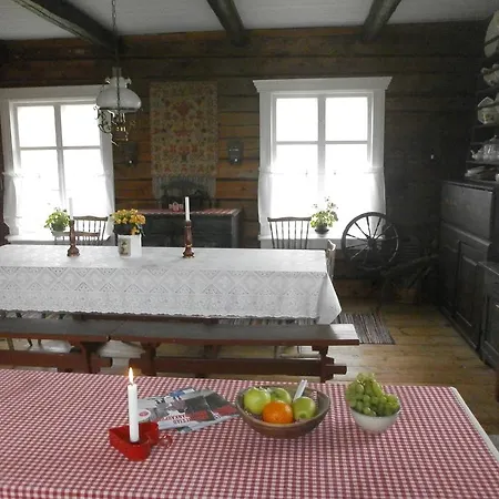 Κατάλυμα σε φάρμα Old Wanha Tupa