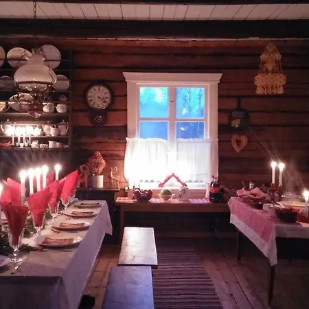 Old Farmhouse Wanha Tupa Farm stay